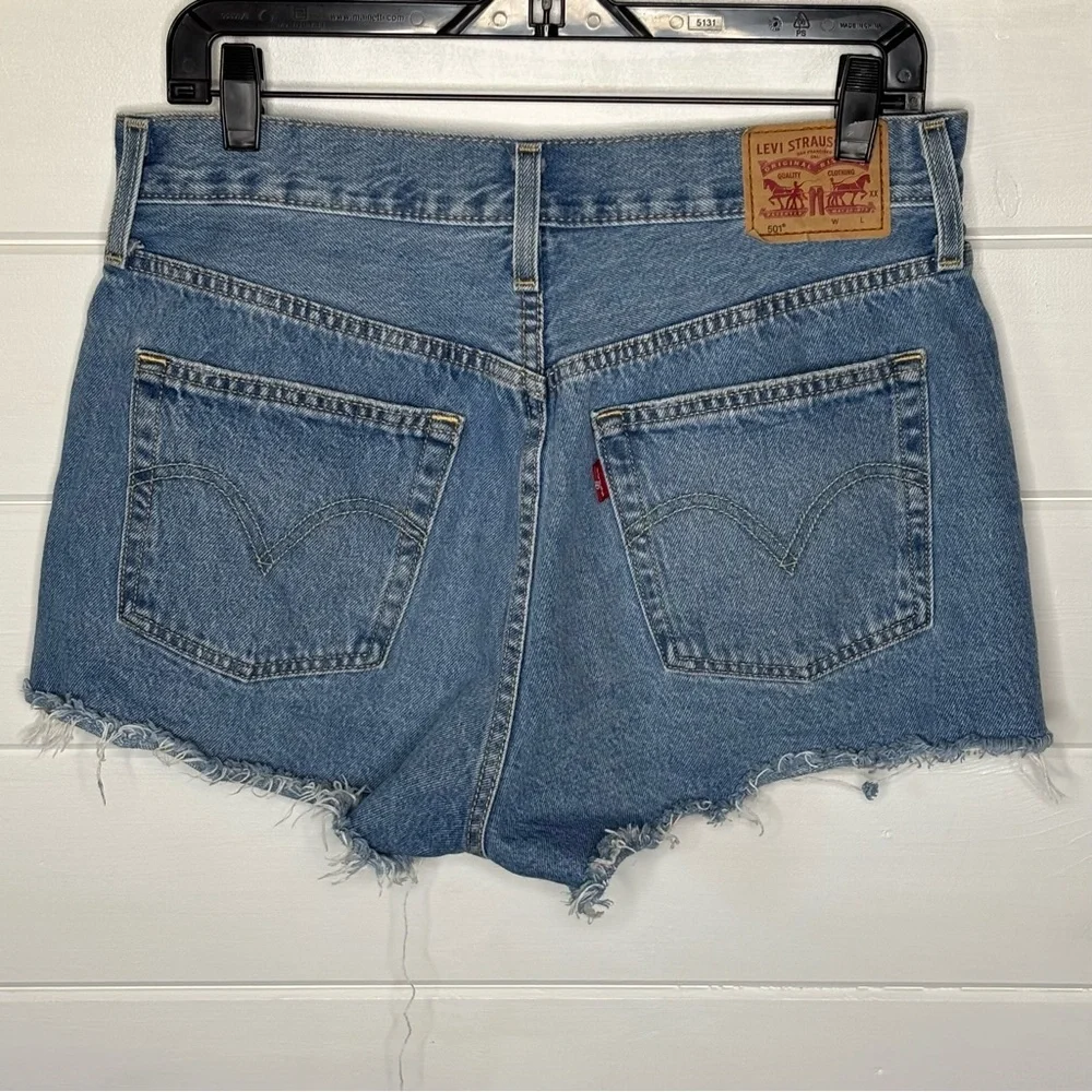 Levis 501 Vintage Denim Shorts Frayed Hem High Waist Button Fly Distressed 30